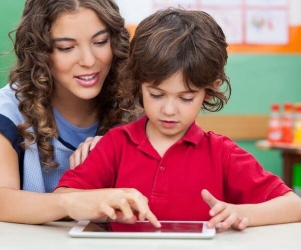 Necesidades para mejorar la competencia lingüística gestos educacion especial consultoria daniela bahamon 2