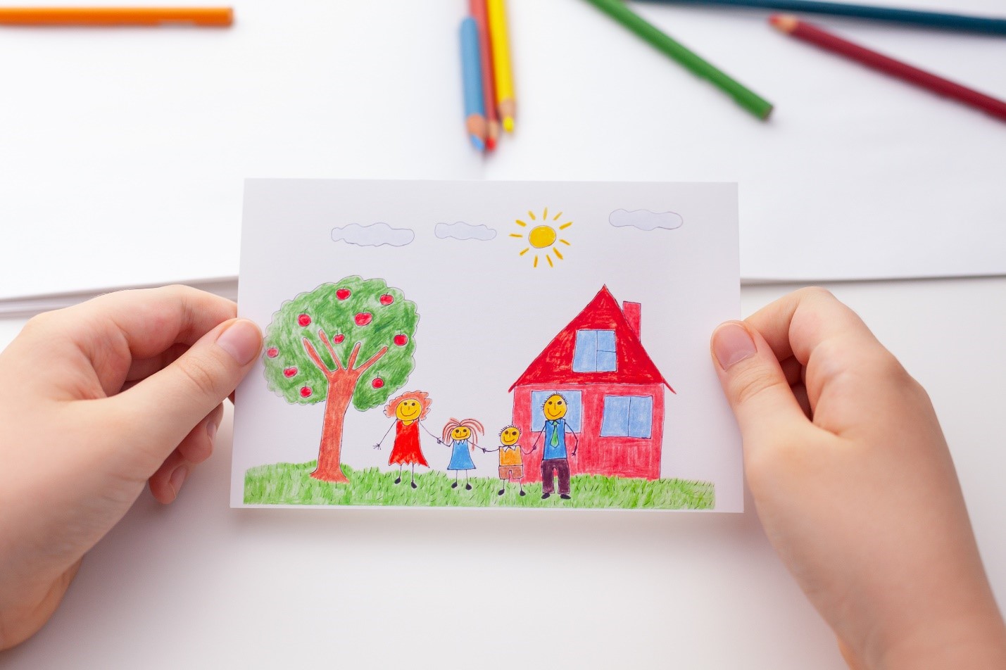 Guía para Interpretar los Dibujos Infantiles: Descubre las Emociones y Percepciones de tus Peques