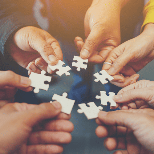 Grupo Gestos: Educación, Tecnología y Comercio con Propósito