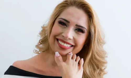 gestos educacion especial mexicana Adriana Macias Talent sin brazos discapacidad abogada diseñadora de modas incluyente ejemplo a